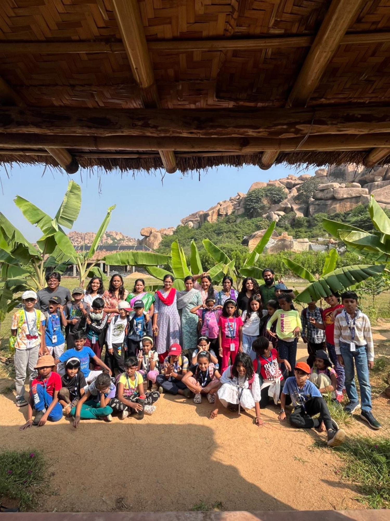 Tropical Hampi Hotel Bagian luar foto